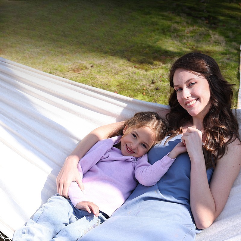 Indoor/outdoor hangstoel met z - Outdoor Furniture Brand recensie en prijs